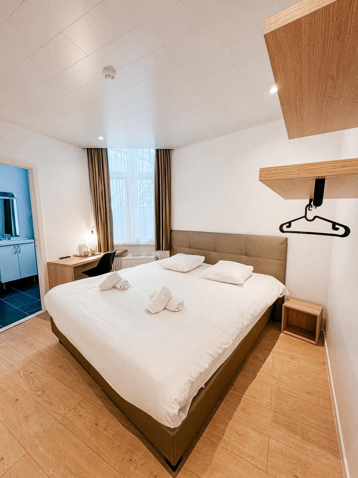 Alpha Hotel 3*